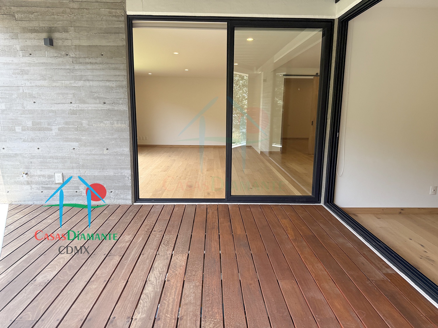 Las Aguilas Ursus BJB - Terraza 6